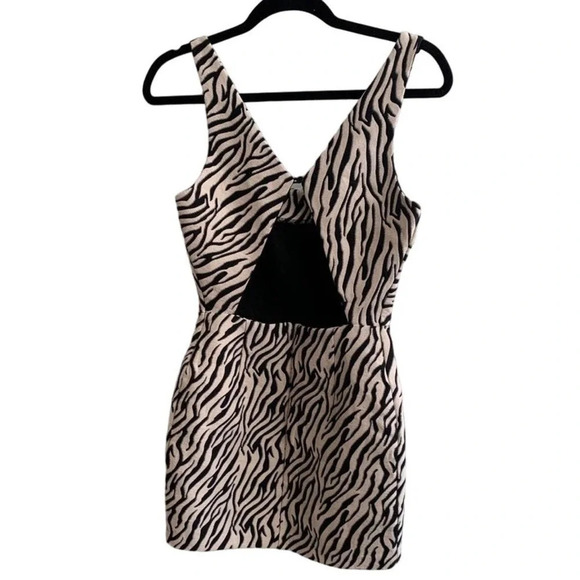 Bec + Bridge Women's Size 4 Black White Zebra Cecile Mini Dress - Picture 4 of 6